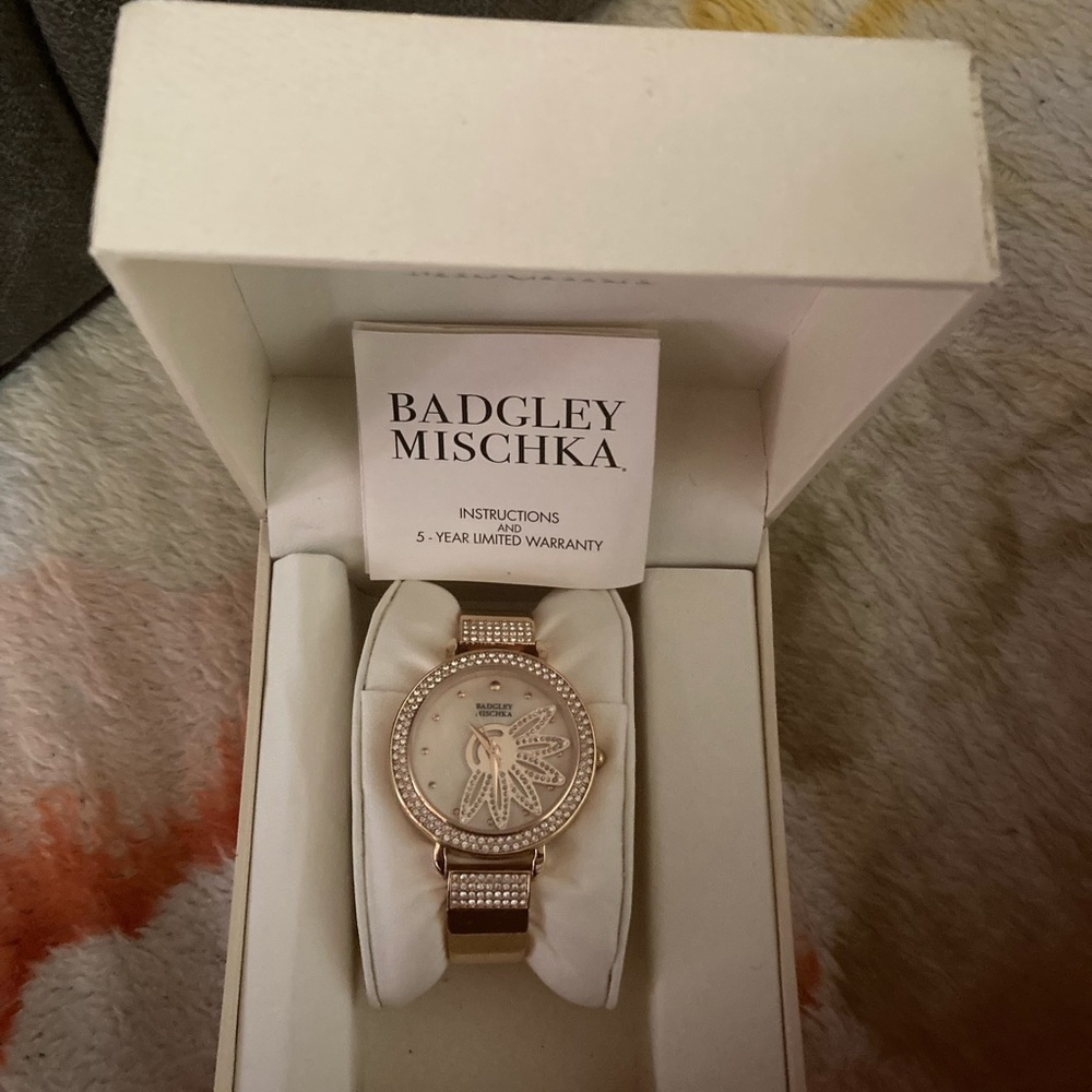 Gorgeous women watch